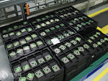 智造未来的“艺术”——青岛海信手机工厂高端智能设备生产实录